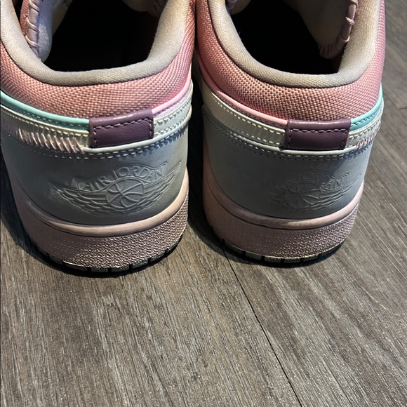 Nike Air Jordan Easter pastel - Picture 4 of 5